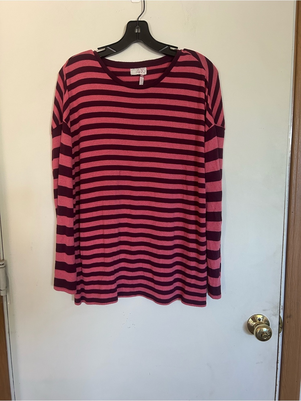 Matilda Jane 435 Girls Sweater Sz 16
Stripped Pink Purple Stretchy